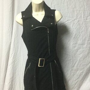 FOREVER 21 BLACK DRESS WITH SILVER SNAPS & ZIPPER